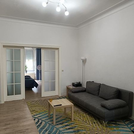 The Brussels-Laken Appartement Zewnętrze zdjęcie